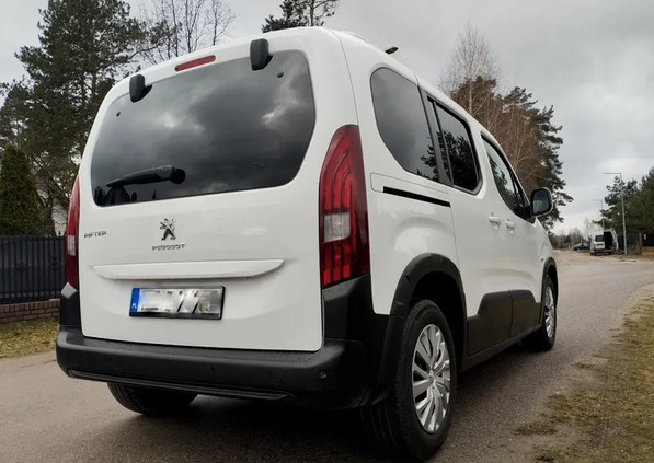 Peugeot Rifter cena 33999 przebieg: 245000, rok produkcji 2018 z Wolin małe 254